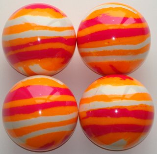 Fluo orange, fluo magenta, white