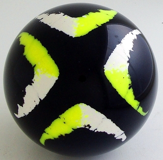 BLACK-fluorescent yellow, white